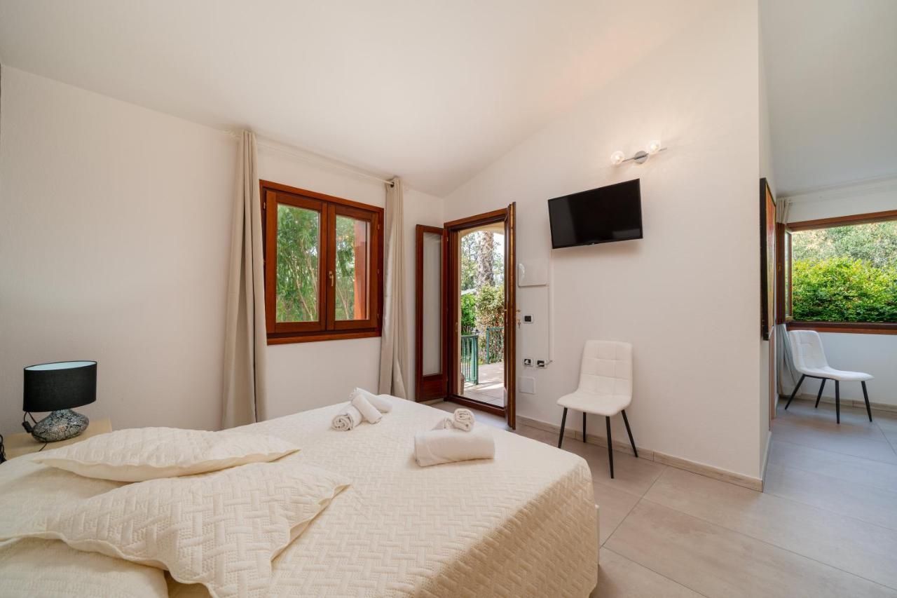 Rooms Tavolara Сан-Теодоро Экстерьер фото