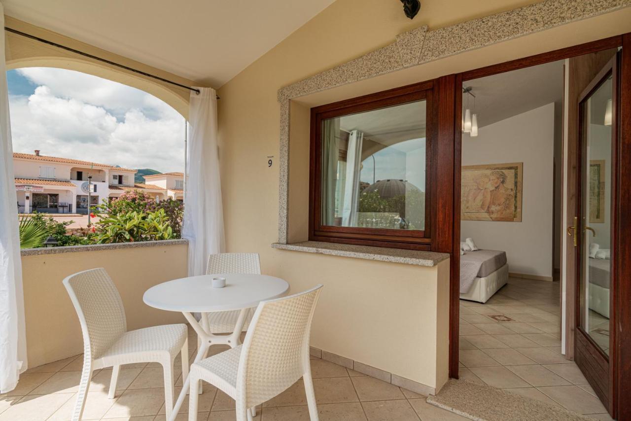 Rooms Tavolara Сан-Теодоро Экстерьер фото